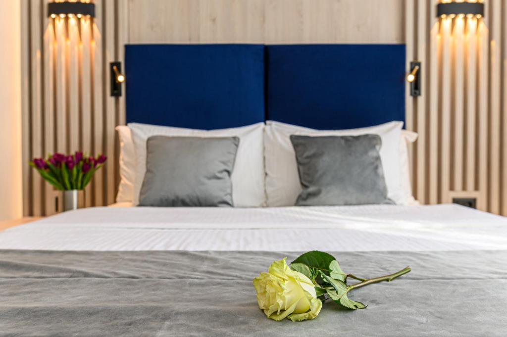 Unique Boutique - Resim 35