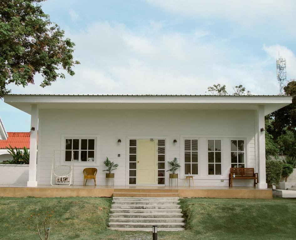 Stayokay Sattahip - Flat House - Housity
