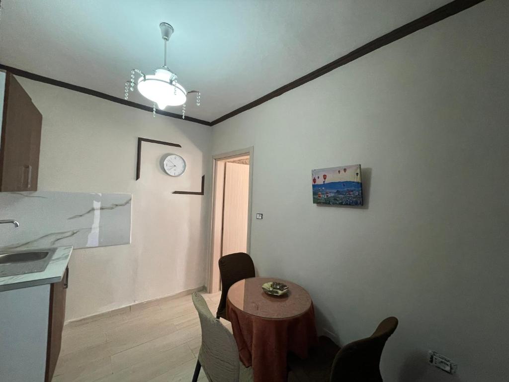 Central Cozy Apartment Old Train Station - Image 3