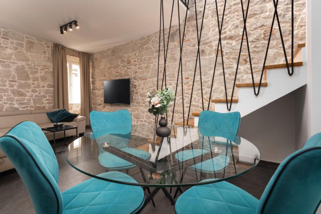 TV a/nebo společenská místnost v ubytování Apartments Casanova