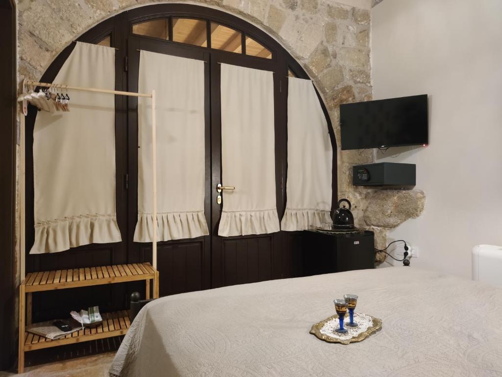 Porolithos Boutique Hotel - 10