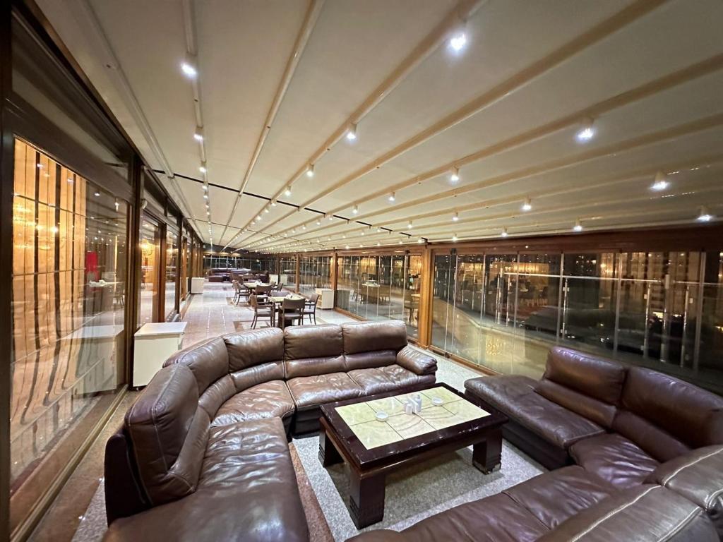 Posezení v ubytování Modern Hotel