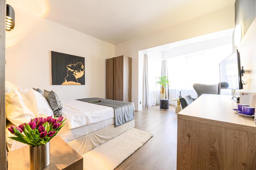 Unique Boutique - Resim 45