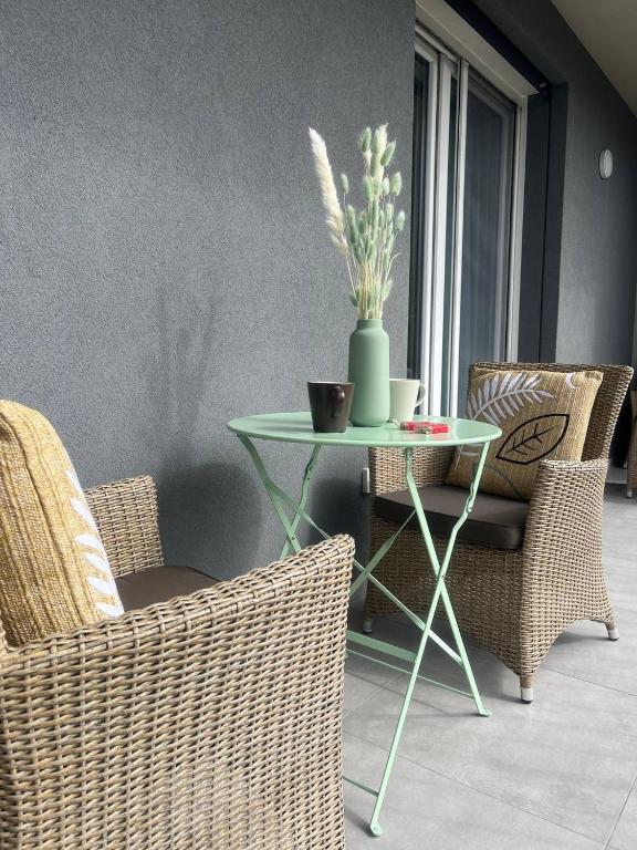 Posezení v ubytování "La Terrazza di Via Roma" Delta del Po - Private Parking
