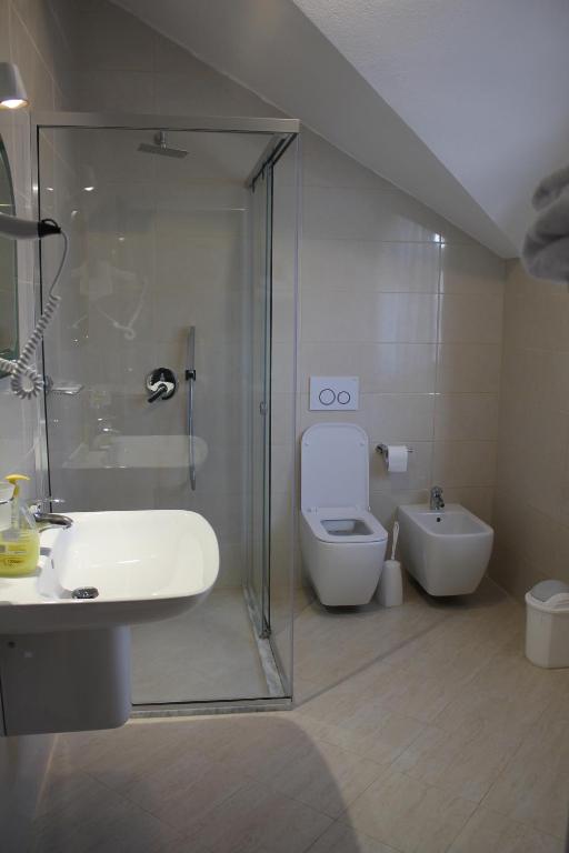 Koupelna v ubytování Hotel Hasmegaj