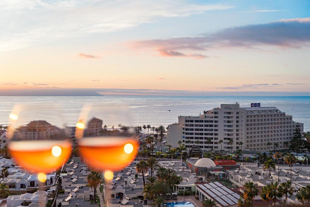 Las Americas Panoramic View by Olax Rentals