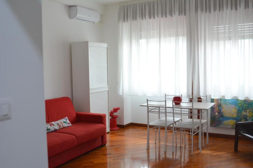 A seating area at Casa D'Amato Salerno