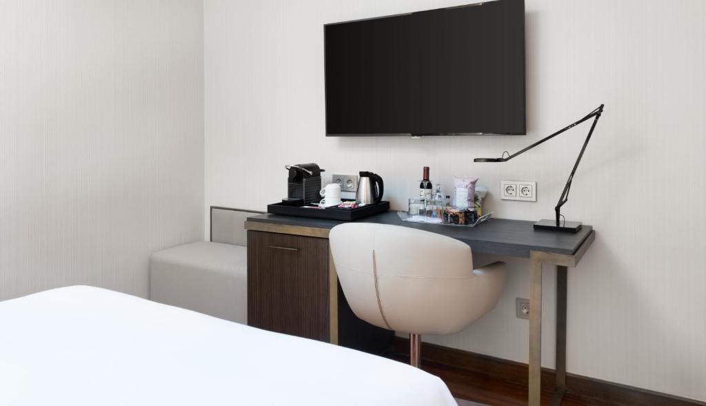 NH Collection Salamanca Palacio de Castellanos - 9