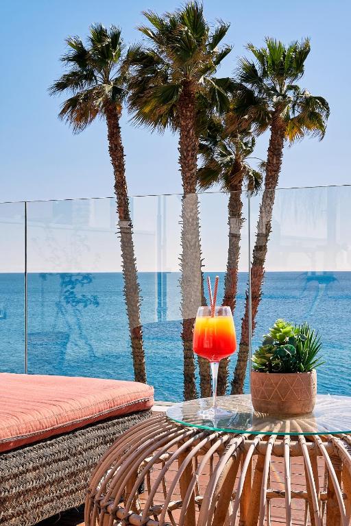 Suite Deluxe Face Mer Apart Malaga - 10