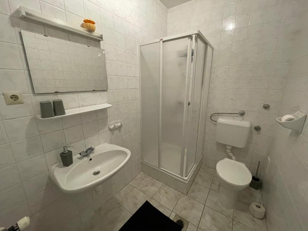 Koupelna v ubytování Hot-l Mini