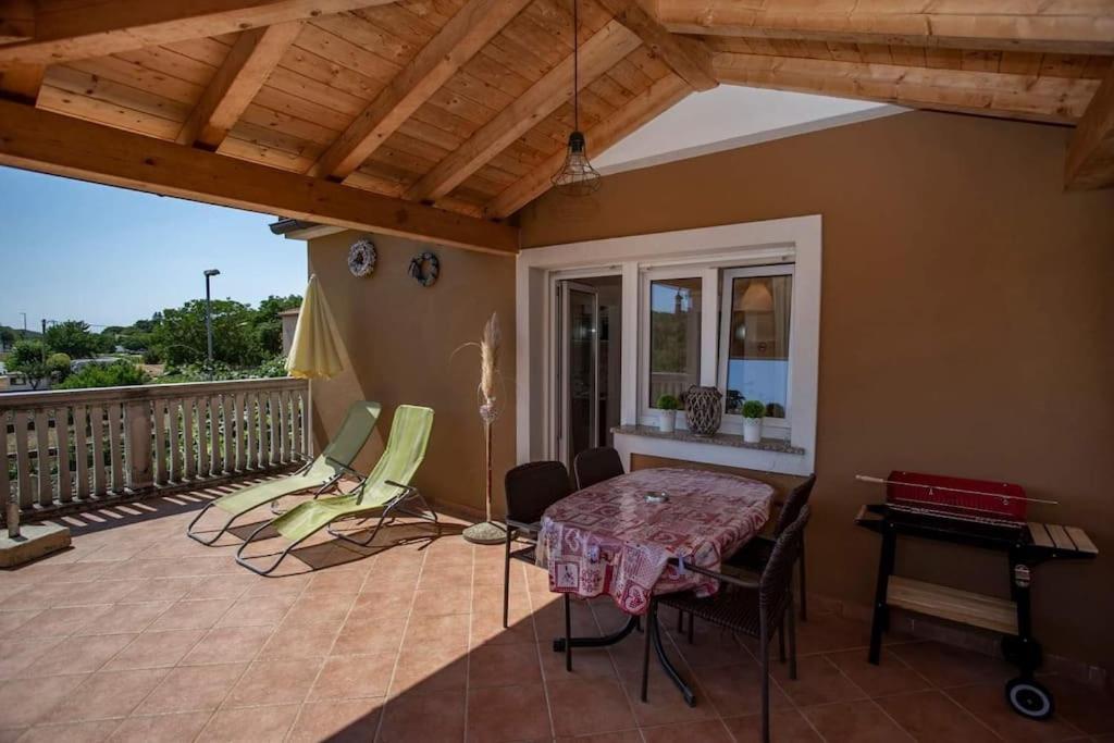 Balkón alebo terasa v ubytovaní Apartments Villa Leylandia