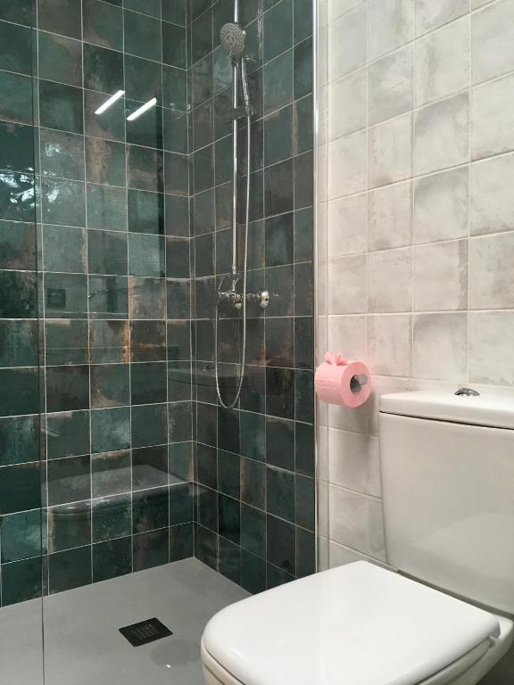 Koupelna v ubytování spazioso e incantevole, funzionale, Wi-Fi, AC, patio, piscina condivisa