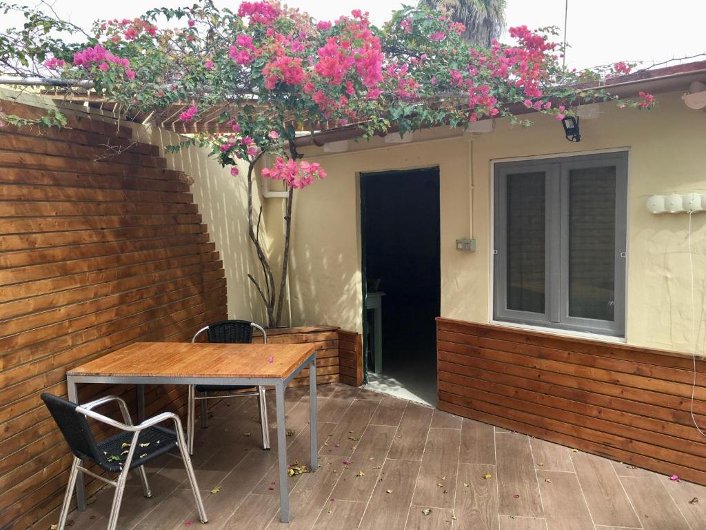 Balkón nebo terasa v ubytování spazioso e incantevole, funzionale, Wi-Fi, AC, patio, piscina condivisa