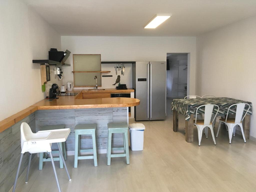 Kuchyň nebo kuchyňský kout v ubytování spazioso e incantevole, funzionale, Wi-Fi, AC, patio, piscina condivisa