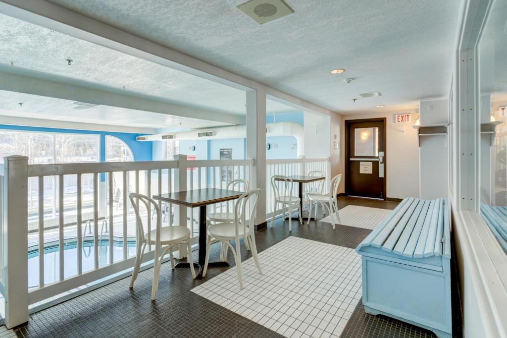 Chateau Canmore - Resim 29