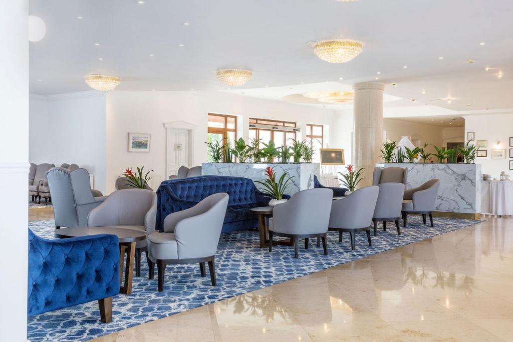 Posezení v ubytování Diamond Coast Hotel