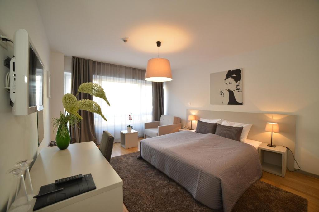 Garden Hotel - Resim 2