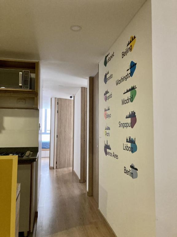 Kuchyň nebo kuchyňský kout v ubytování UhaUs Coliving 302 - Apto 12 habitaciones