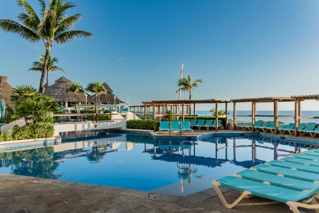 Bazén v ubytování Royal Solaris Cancun - All Inclusive nebo v jeho okolí