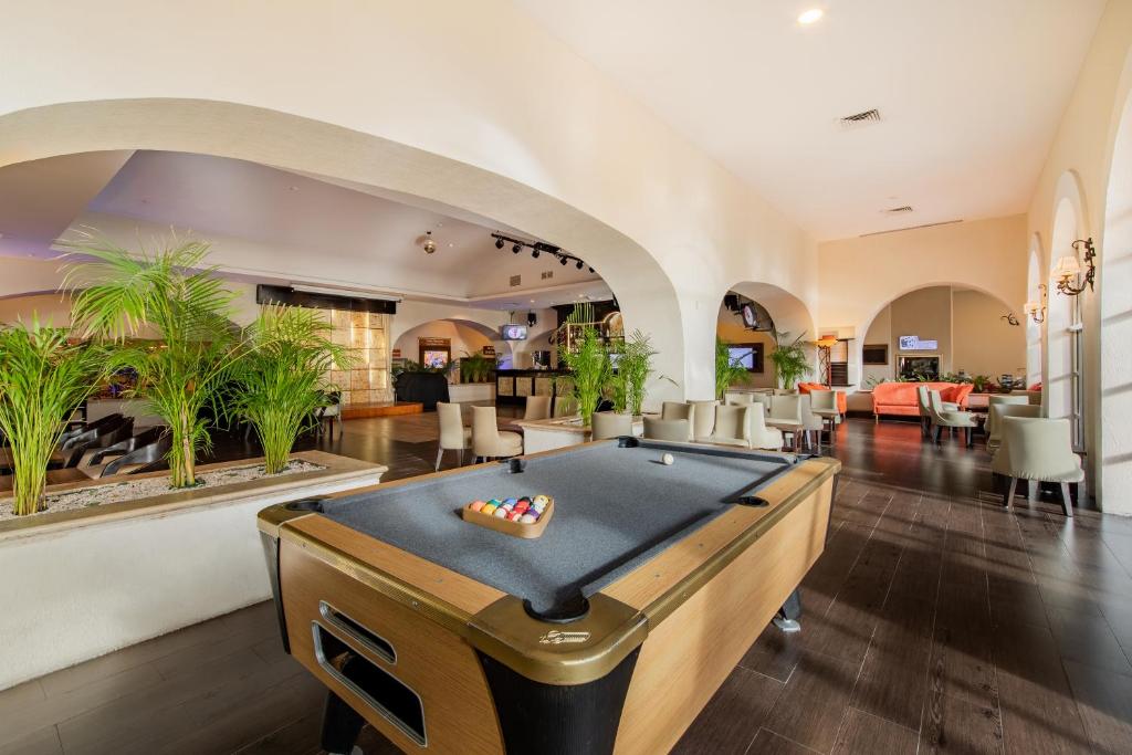 Biliár nebo kulečník v ubytování GR Solaris Cancun - All Inclusive