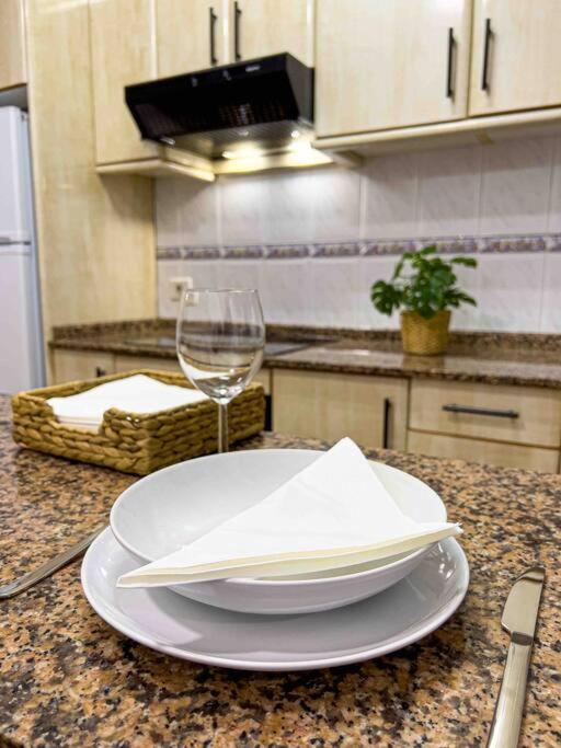 Kuchnia lub aneks kuchenny w obiekcie Apartment 100 m from the beach