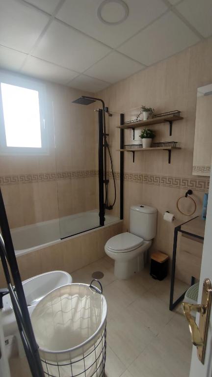 Fotografia z galérie ubytovania VFT Apartamento "El Mar de Cádiz", en Primera Linea con parking v destinácii Costa Ballena