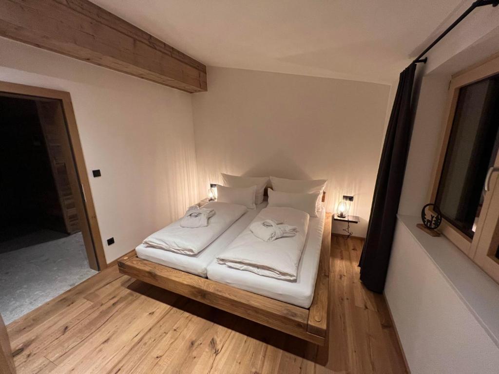 Postel nebo postele na pokoji v ubytování Appartements Plus
