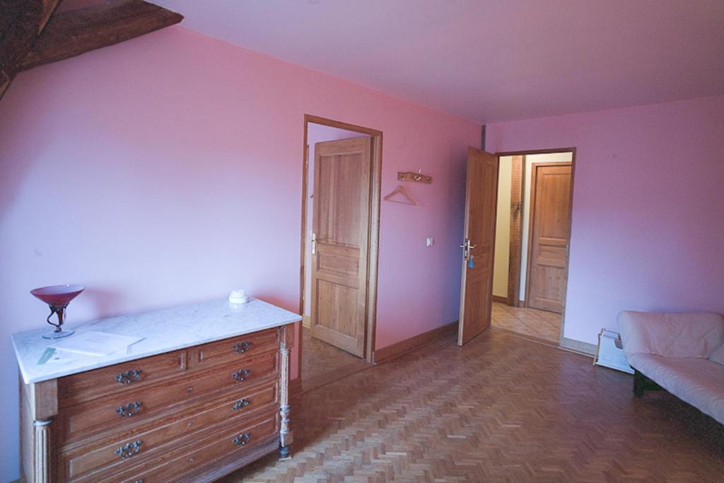 Postel nebo postele na pokoji v ubytování Le Cep en Sancerrois