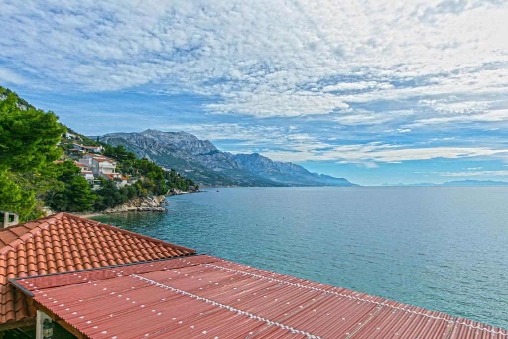 Fotografia z galérie ubytovania Apartments by the sea Pisak, Omis - 7519 v Mimiciach