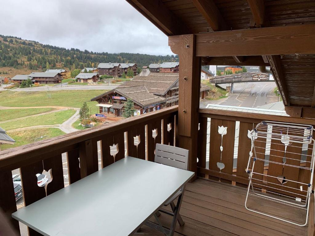 Fotografia z galérie ubytovania Charmant Appartement aux Saisies - Balcon Sud, Vue Pistes, Proche Commerces et ESF - FR-1-293-378 v destinácii Hauteluce
