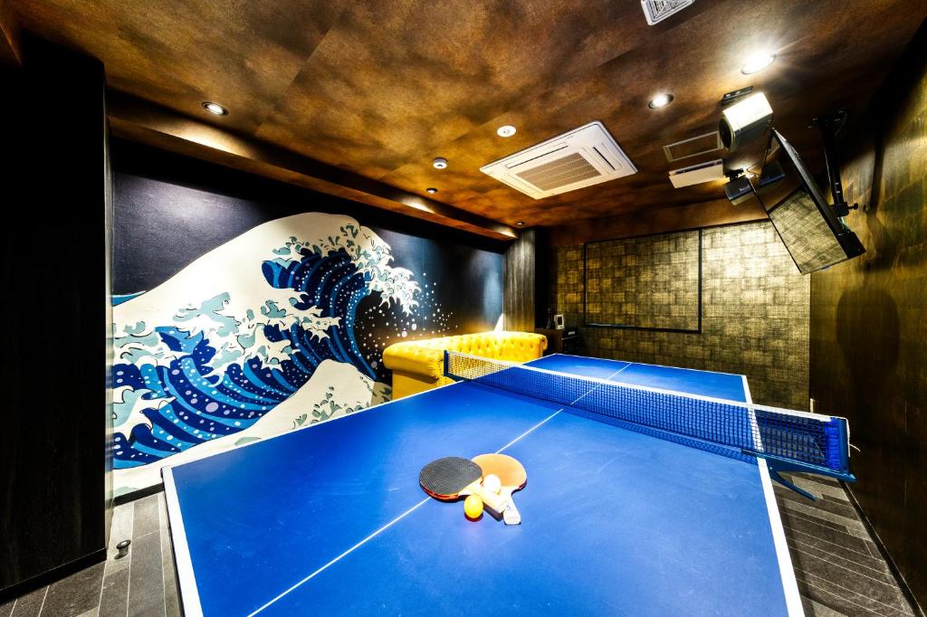 Biliár nebo kulečník v ubytování Hotel Lotus Umeda -Adult Only
