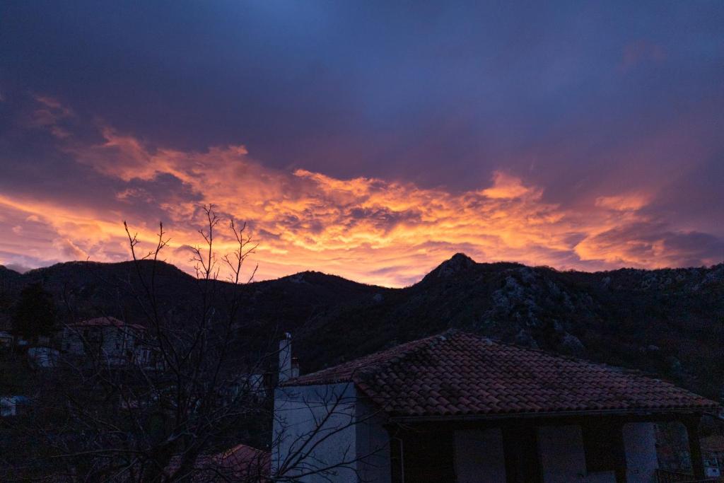 Widok na góry z tego pensjonatu