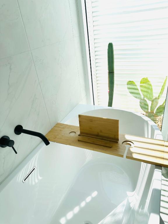 Tessa's on the Beach - Resim 40