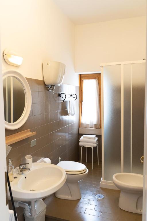 Hotel Mom Assisi - Resim 8