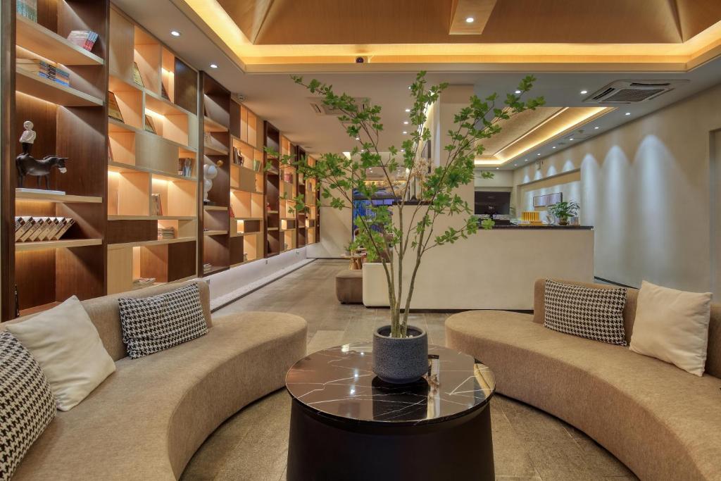 象山璞云酒店(桂林两江四湖东西巷店)的休息区