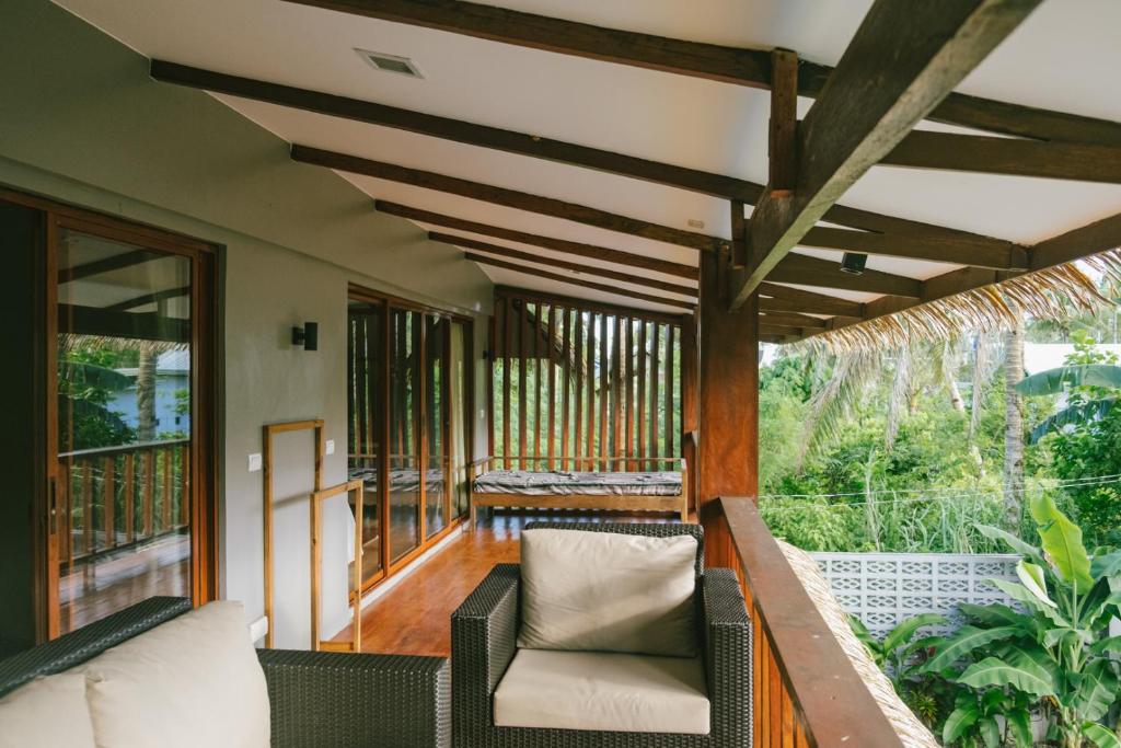 Balkón nebo terasa v ubytování Domu Mia Villa Siargao