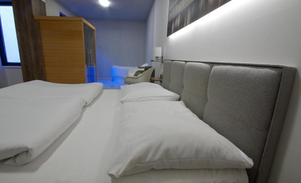 Adeba Plus - Resim 20