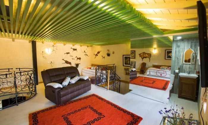 Posteľ alebo postele v izbe v ubytovaní Casa del Cerro es una singular casa rural de fácil acceso