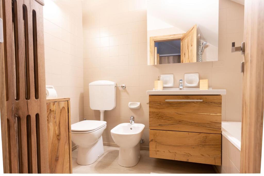 A bathroom at Cesa te Piaz