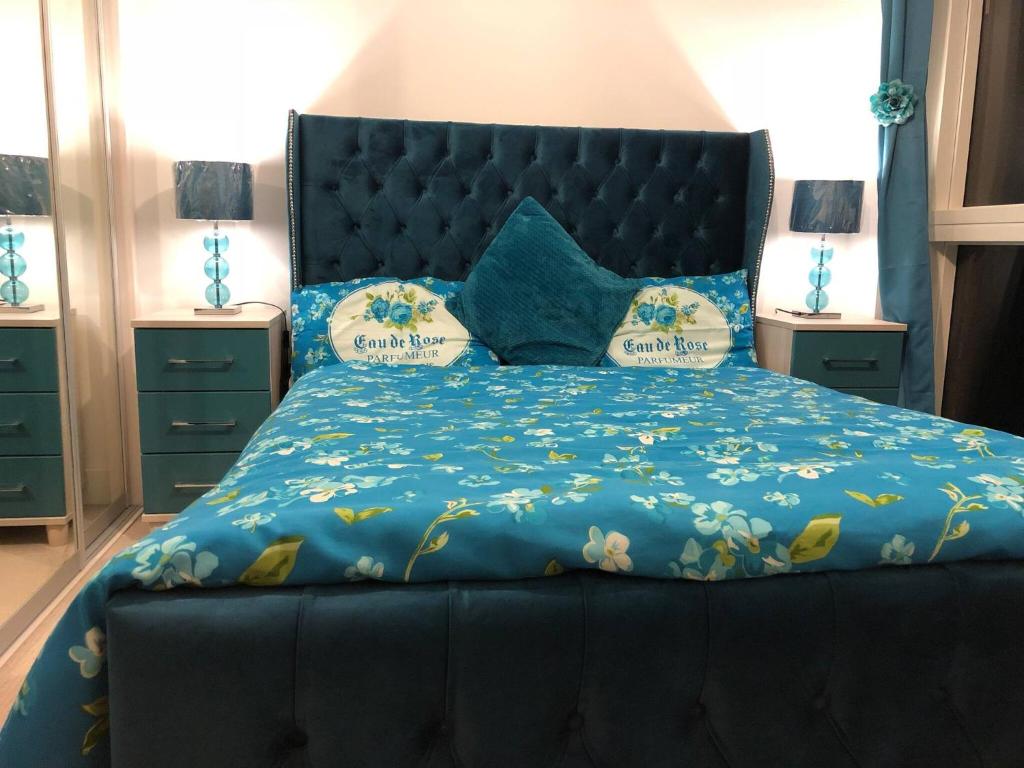 Apartment London 2 Bedroom In London, Harrow, UK