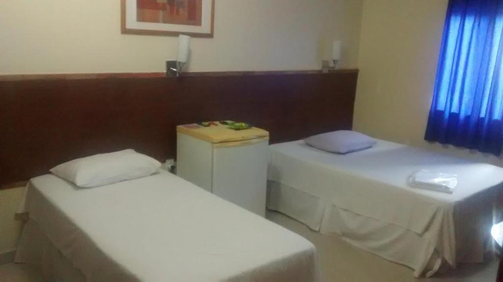  Hotel Dois Candangos