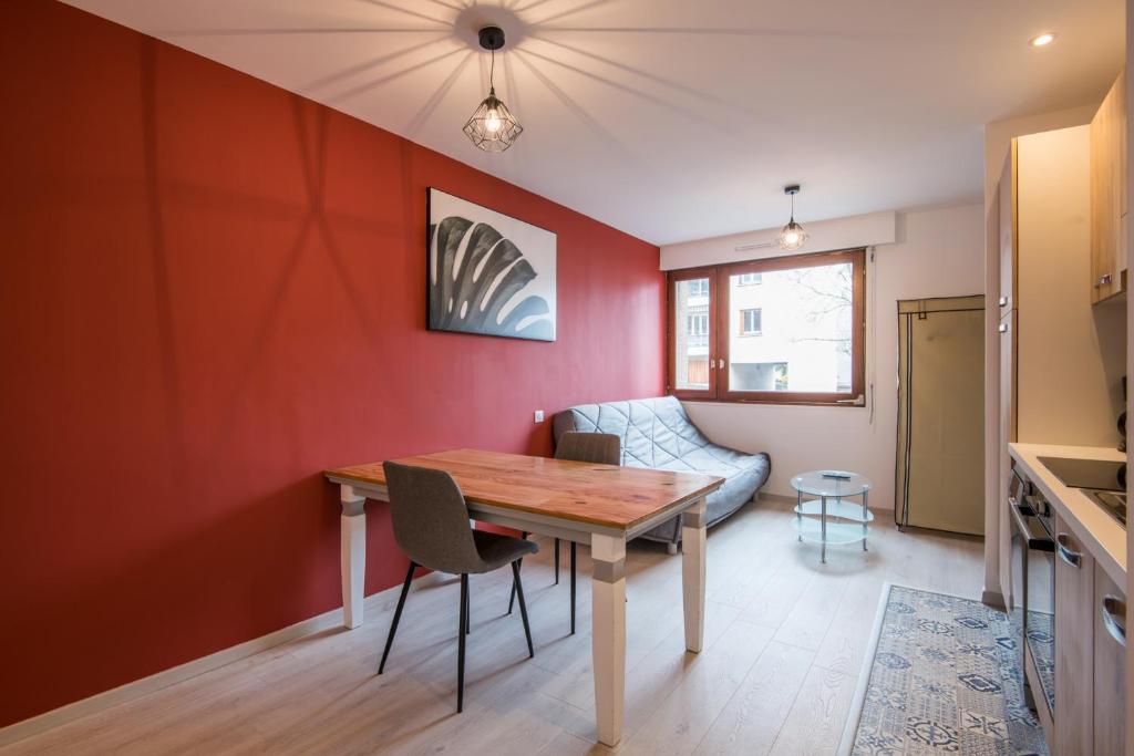 Posedenie v ubytovaní Studio Bompard 2 Centre Rodez, Parking Privé