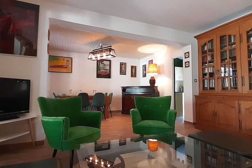 Fotografia z galérie ubytovania Magnifique coin de mas avec piscine privative v destinácii Meynes