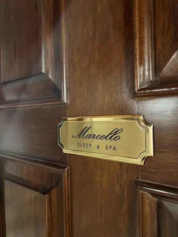 Certifikát, hodnocení, plakát nebo jiný dokument vystavený v ubytování Marcello Sleep&Spa