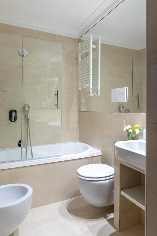 Hotel Scalinata Di Spagna - Three-Bedroom Suite