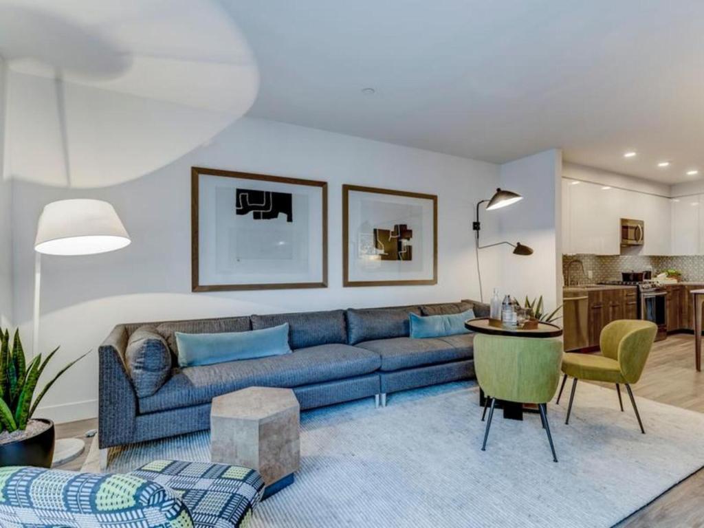 NOVO Apartments, Mountain View (updated prices 2024)