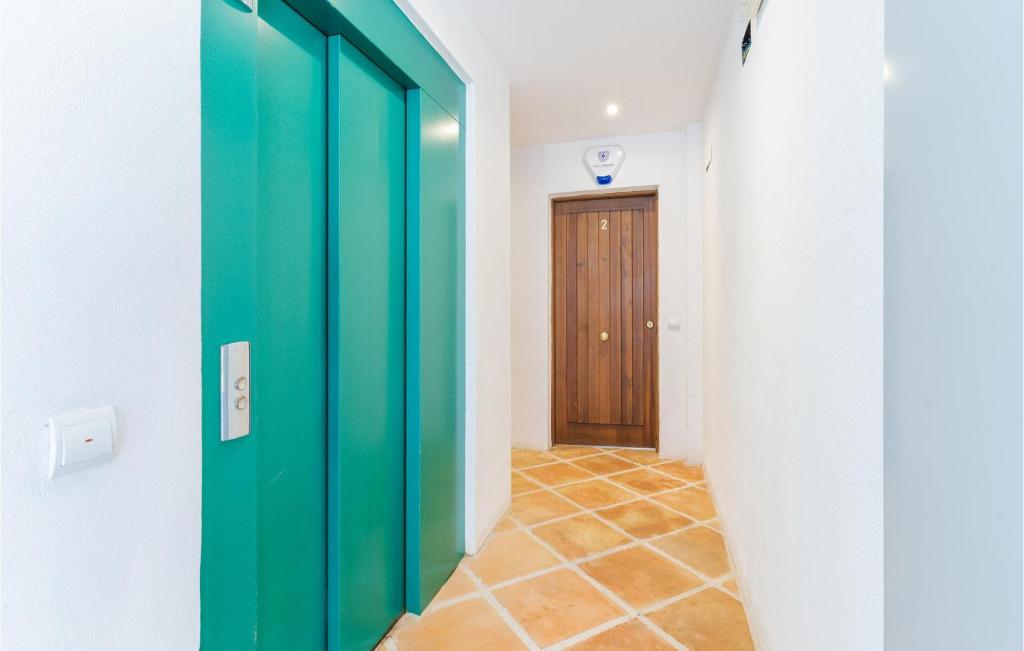 Fotografia z galérie ubytovania Lovely Apartment In Benahavis v destinácii Benahavís