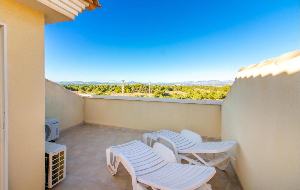 Balkón nebo terasa v ubytování 2 Bedroom Nice Apartment In Santa Pola