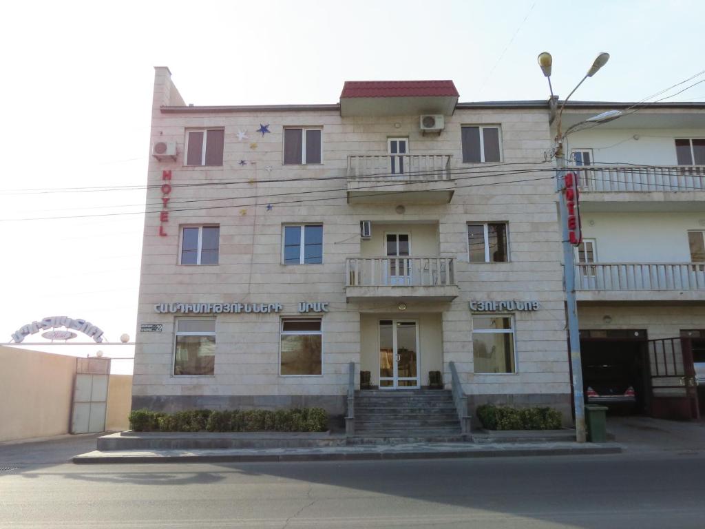 Budova, kde se hotel nachází