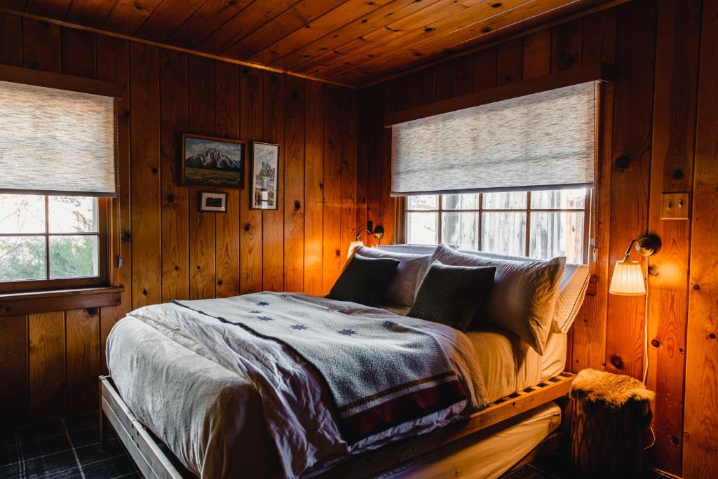 The Fireside Inn - 